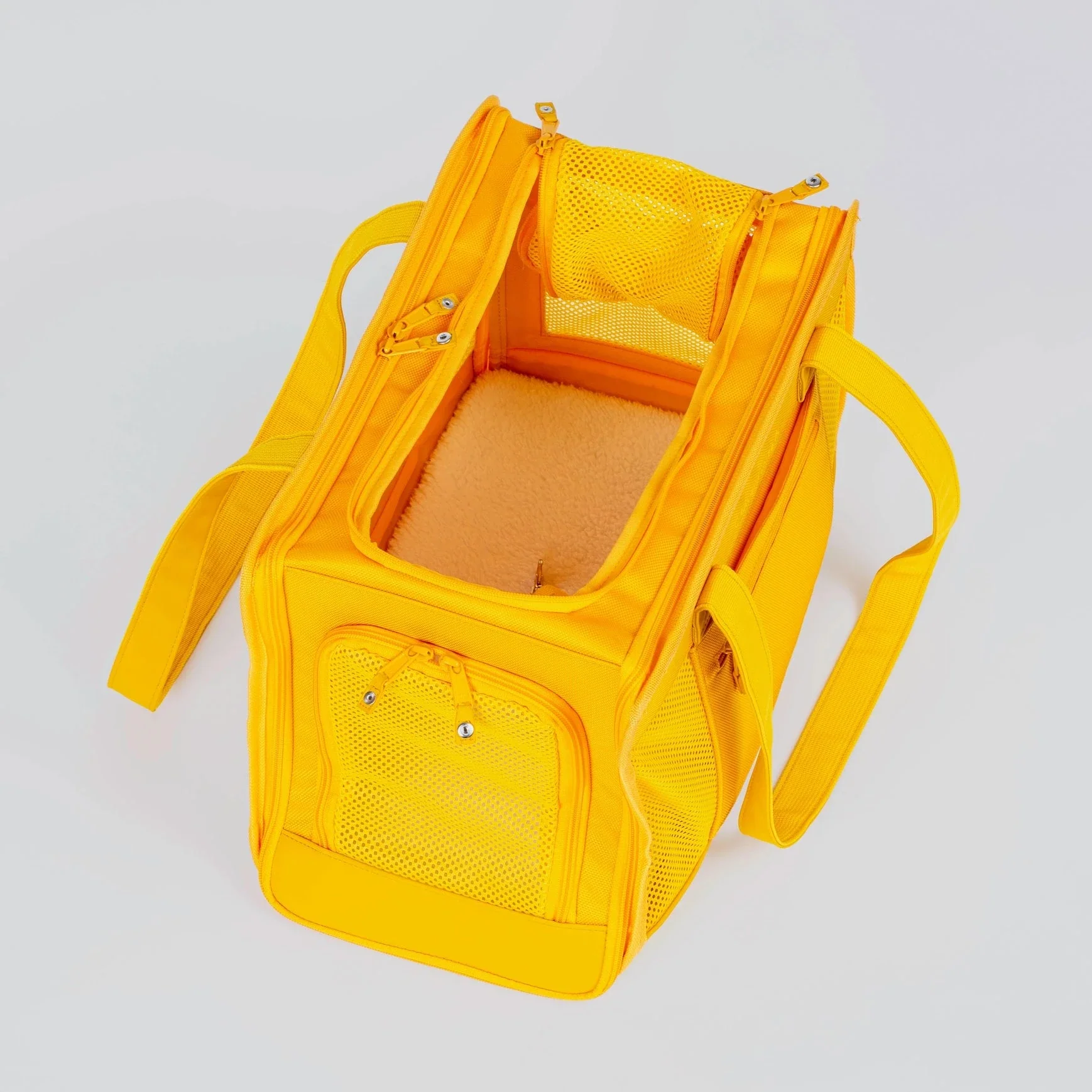 Oskar & Friends Pet Travel Carrier - Airline Compliant, Lightweight - Image 9