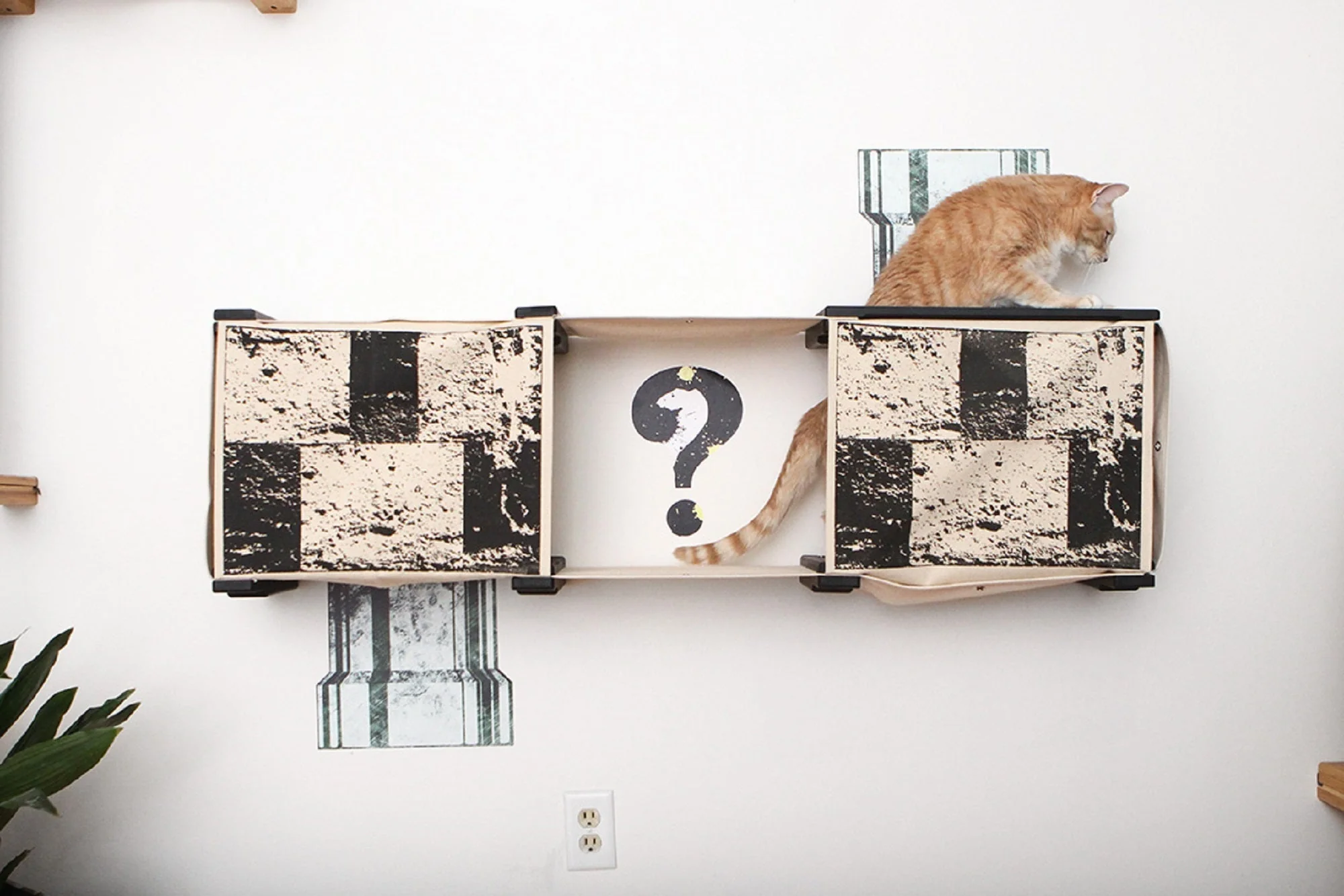 Catastrophic Creations Super Mario Cat Tree - Image 4